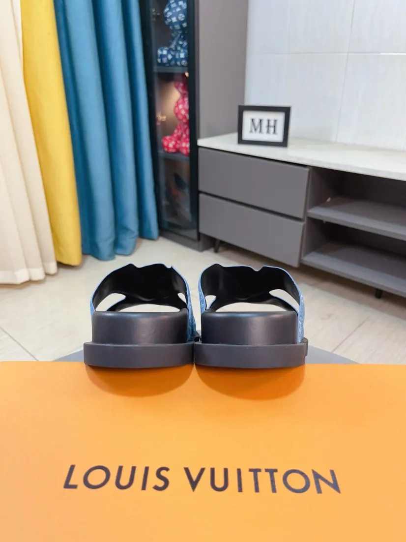 Men's shoes 💰300🌹🌹【LV】Multi-color new men's slippers, original quality top version, original special printed denim➕sheepskin on the inner side, non-slip combination sole, more stable walking, more comfortable and lightweight, high-end and generous, size: 38~44